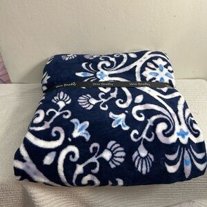 Vera Bradley Navy and White Floral Throw fleece blanket